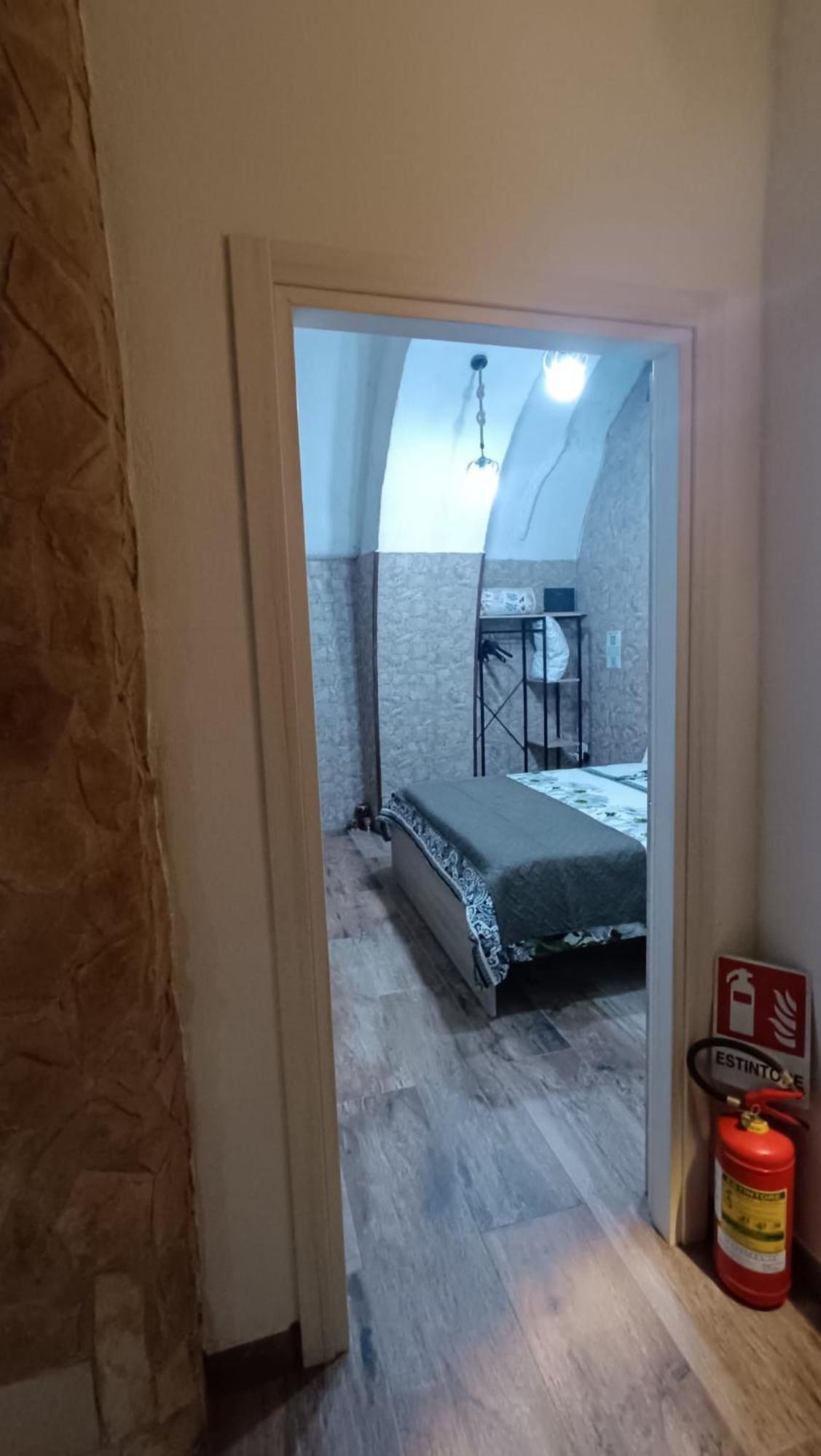 Window In The Stone Naples 호텔 외부 사진